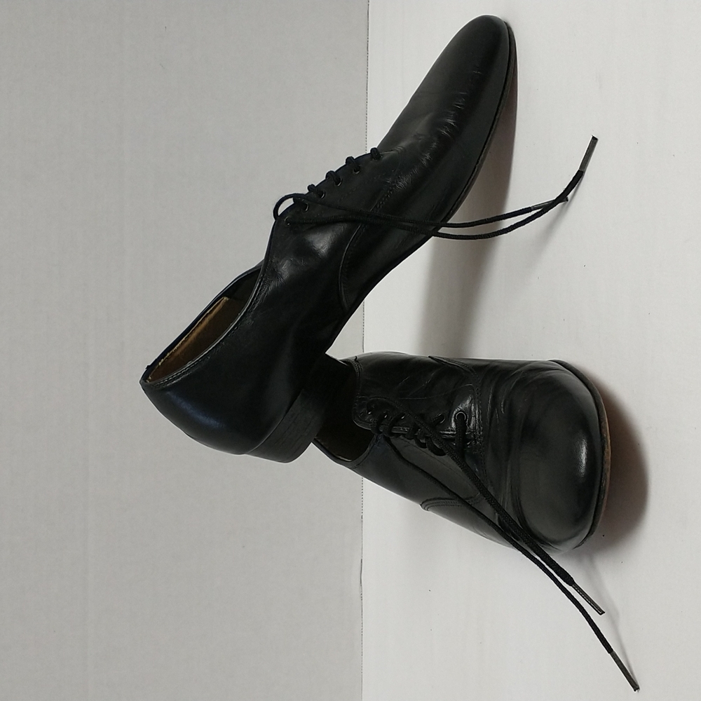 CAPEZIO Men's Size 8w Black Leather Theater/Dance Shoes; Preloved